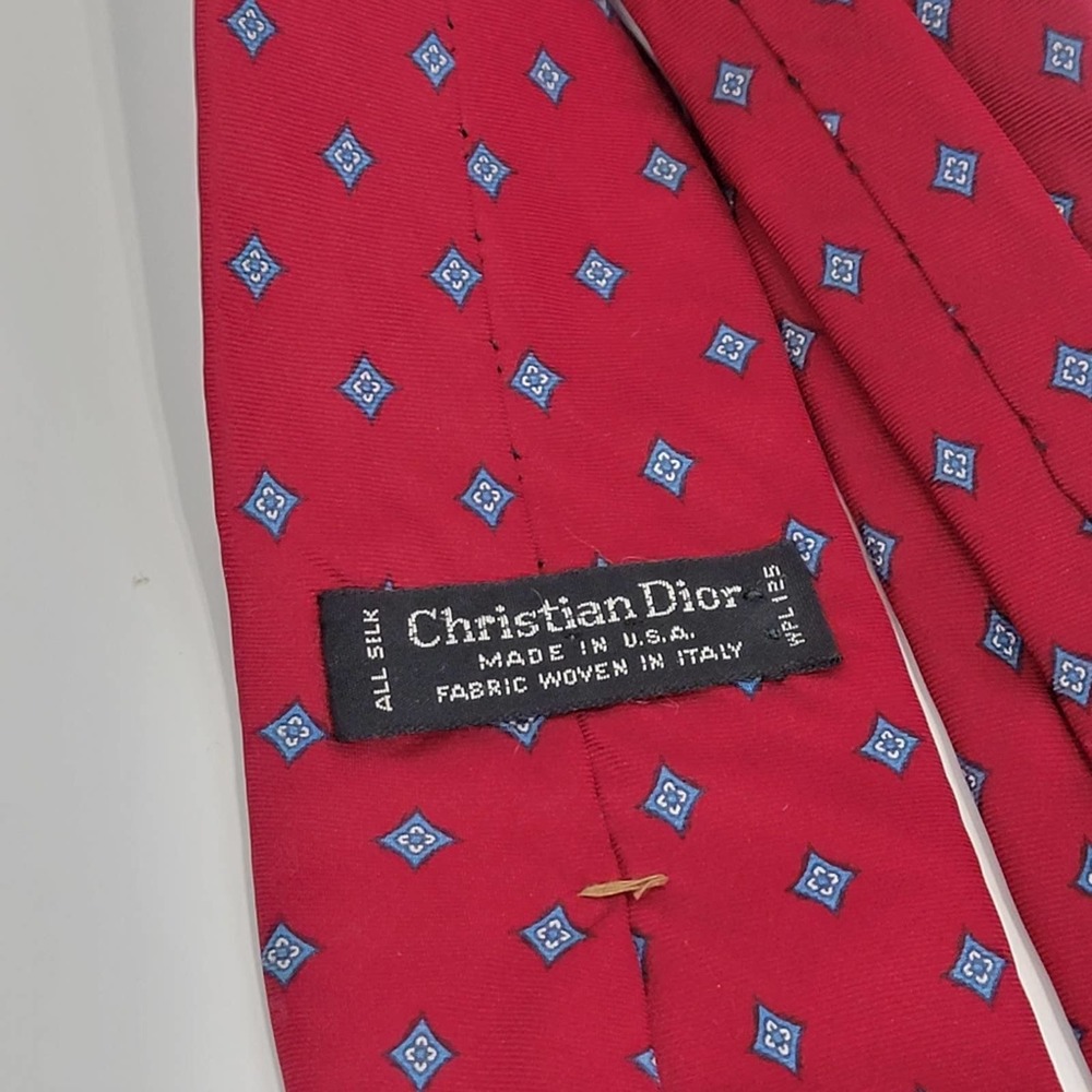 Vintage Christian Dior Red Pattern Formal Silk Tie